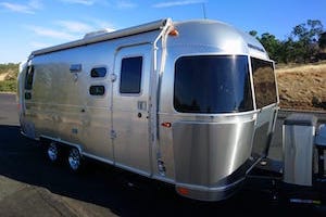 23 Flying Cloud FCB Airstream Rental